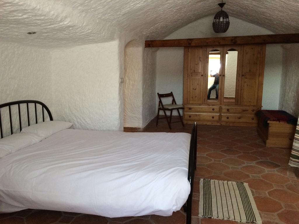 Cuevas Del Cipres Villa Baza Szoba fotó