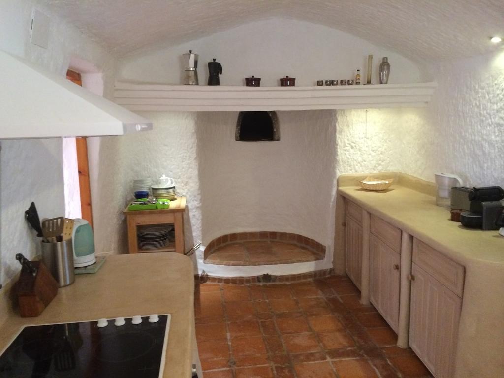 Cuevas Del Cipres Villa Baza Szoba fotó