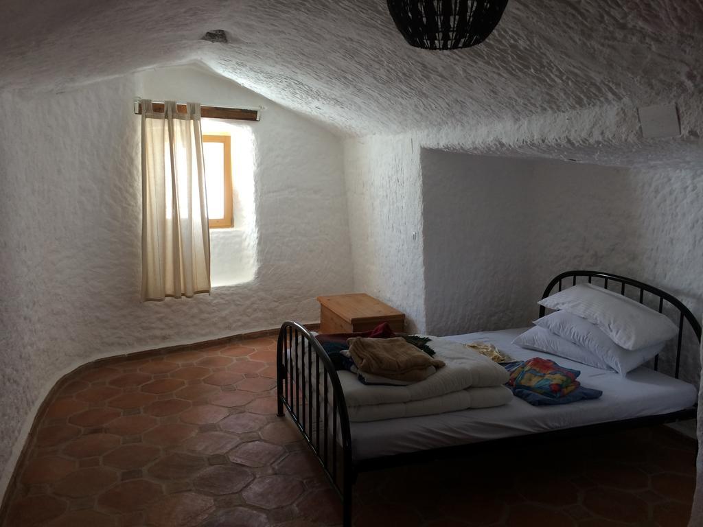 Cuevas Del Cipres Villa Baza Szoba fotó